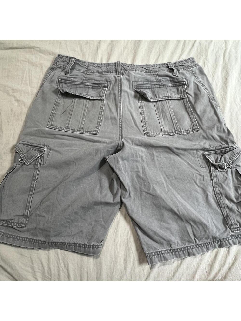 Y2K Kirra Cargo Shorts Workwear Utility Outdoors Hiking Flaps 38x10.5 tag36